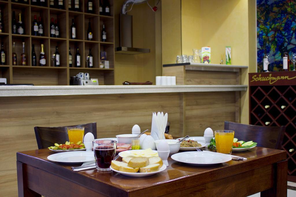 Hotel Feri Tiflis Dış mekan fotoğraf
